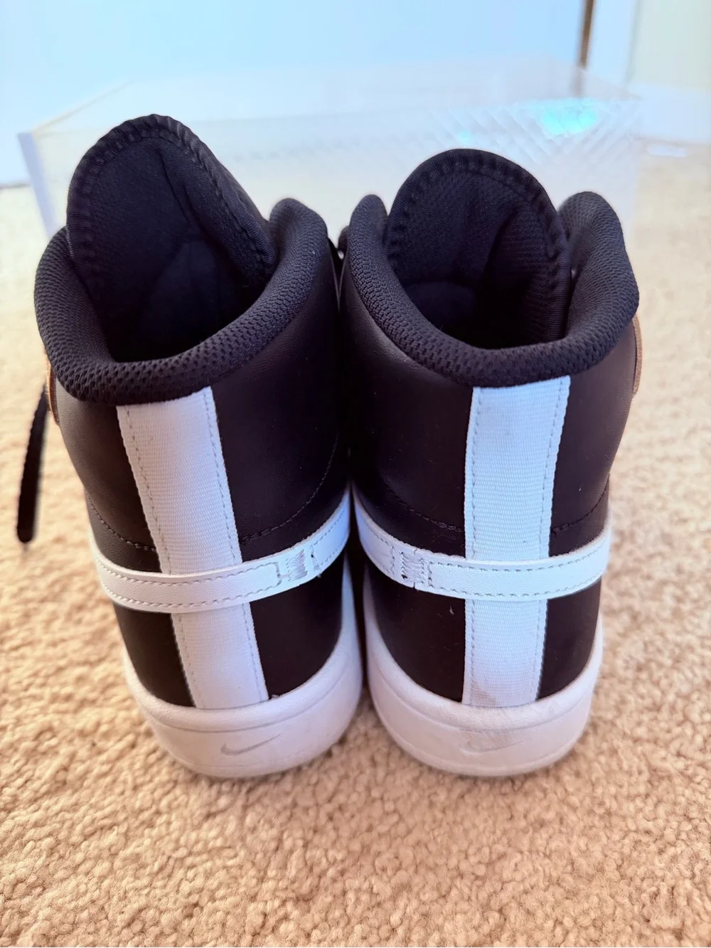 Nike - (WMNS) Nike Court Royale 2 Mid 'Black White - size 10